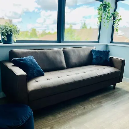 Beautifully Presented One Bedroom Apt Close To Old Trafford Stadium Manchester Exterior photo