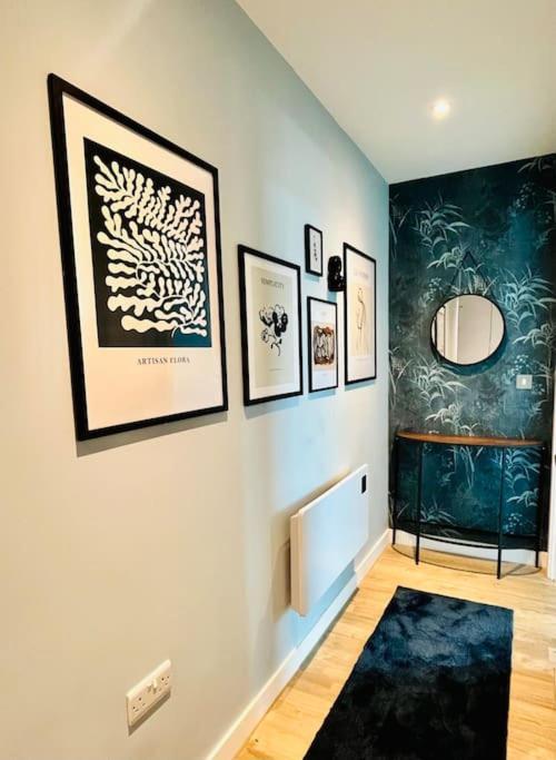 Beautifully Presented One Bedroom Close To Old Trafford Stadium Appartement